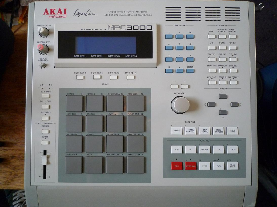 AKAI MPC 3000 Video Download