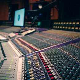 Pro Recording Engineer